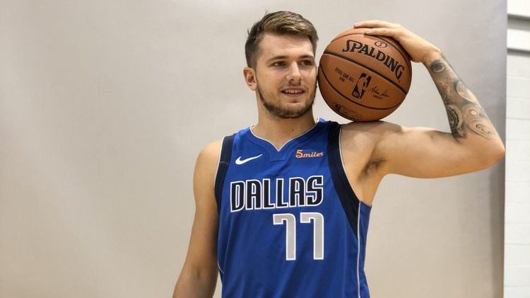 半场领先不 半场领先不